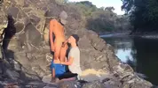 Pareja latina follando al aire libre
