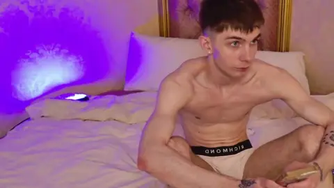 Show hot da camboy: twink JerryLucky