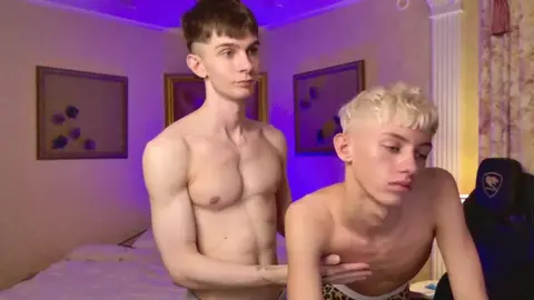 Twink arrapati in webcam a casa – JerryLucky