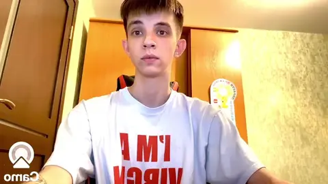 Show de cam con twink sexy