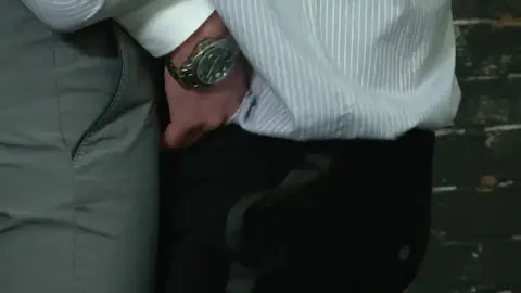 Zwei Execs werden im Büro geil