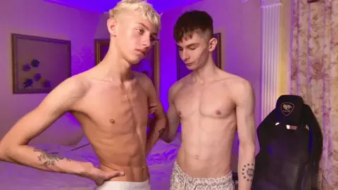Show porno sexy de twinks – JerryLucky