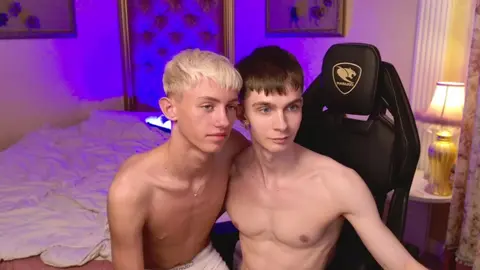 Heißes Twink-Paar in der Cam – JerryLucky Tube