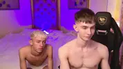 Coppia hot di twink in cam – JerryLucky Tube