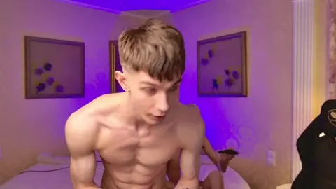 Pareja gay sexy entre colegas – JerryLucky