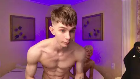 Coppia gay sexy tra amici – JerryLucky