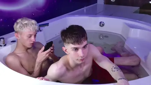 Twink hot in modalità lovers – jerrylucky