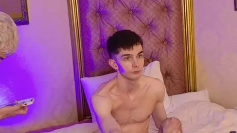 Heiße Twink-Lover als Paar – JerryLucky