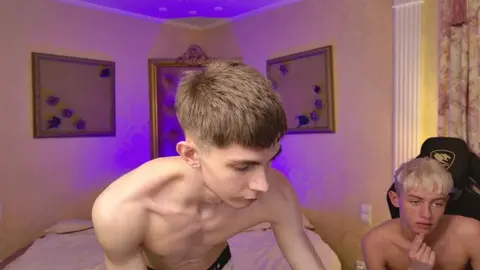 Coppia di twink sexy a casa – JerryLucky