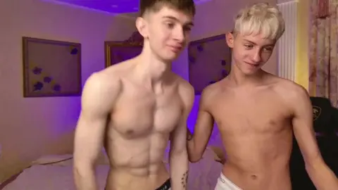 Casal de twinks sexy — JerryLucky