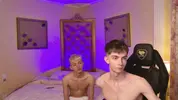 Coppia di twink camboy sexy – JerryLucky