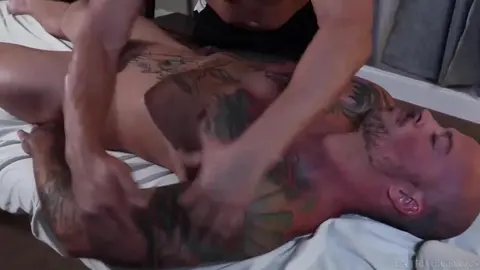 Deep & Hard Massage (Sean Duran & Armando de Armas) - Extra Big Dicks