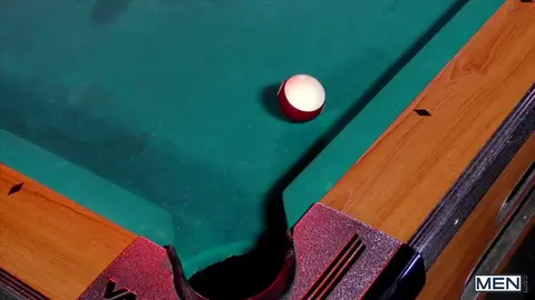 [MEN] Pool dick - Jordan Levine si scopa Johnny Rapid