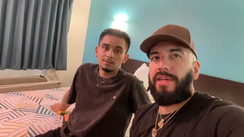 Sa première fois – Dallas Taper !