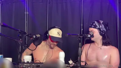 Só na resenha com os bros, bro (OnlyFans)