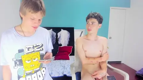 Couple de twinks latinos sexy – blondieoliver69