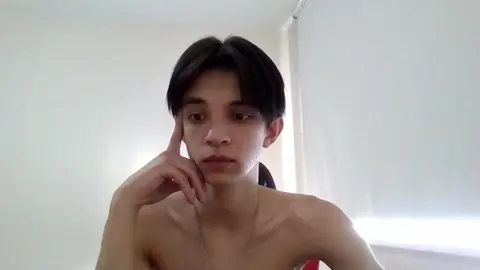 Cam caseira: twinks gostosos metendo forte