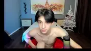 Twink sexy en webcam à la maison – Yoodeeahh