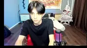 Twink sexy en webcam à la maison – Yoodeeahh