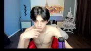 Twink sexy en webcam à la maison – Yoodeeahh
