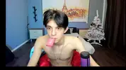 Twink sexy en webcam à la maison – Yoodeeahh