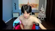 Twink sexy en webcam à la maison – Yoodeeahh