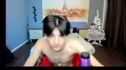 Twink sexy en webcam à la maison – Yoodeeahh