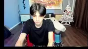 Twink sexy en webcam à la maison – Yoodeeahh