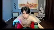 Twink sexy en webcam à la maison – Yoodeeahh