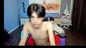 Twink sexy en webcam à la maison – Yoodeeahh