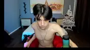 Twink sexy en webcam à la maison – Yoodeeahh