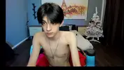 Twink sexy en webcam à la maison – Yoodeeahh