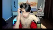 Twink sexy en webcam à la maison – Yoodeeahh