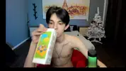 Twink sexy en webcam à la maison – Yoodeeahh