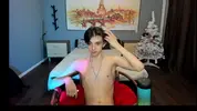 Twink sexy en webcam à la maison – Yoodeeahh