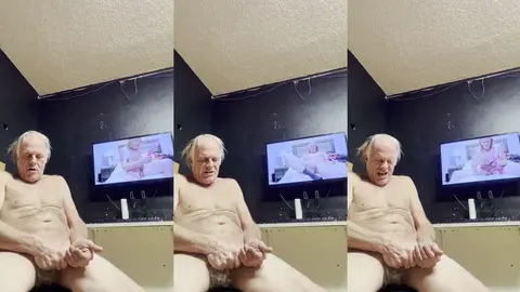 Sissy Perry Hypno: tenho que me filmar chupando paus no cinema pornô