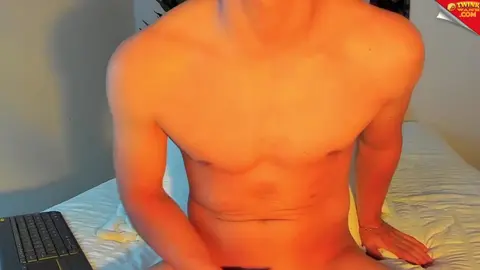 Show sexual del camboy twink Kaneky