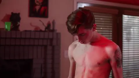 Heiße Twink-Gruppensex-Party: Tyler Ryder & CJ