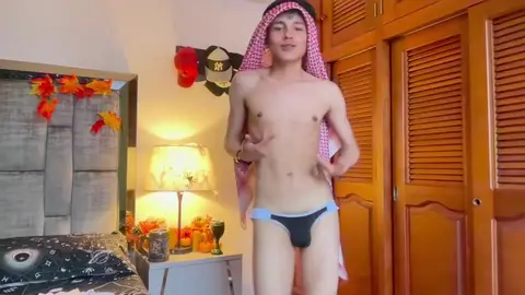 Twink camboy caliente en webcam – AndyBelier