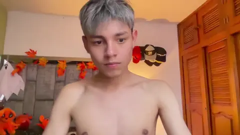 Twink camboy sexy en webcam – AndyBelier