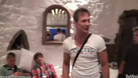 Insalata greca, parte 17 – La serata chill di Adam