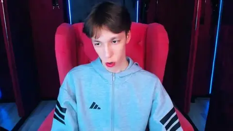 hot sexy twink camboy markbranston