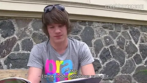 Czech Hunter 95 : twink majeur bien chaud
