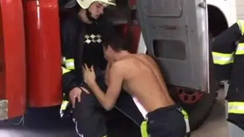 Auch Helden müssen kommen