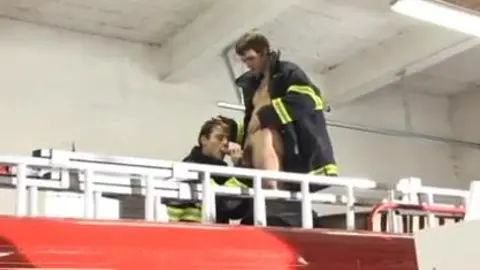 Los héroes también necesitan correrse