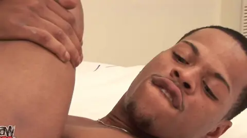 Pnetraytor et Romeo St James