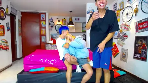 Twinks calientes y sexy & camboys — tubo gay