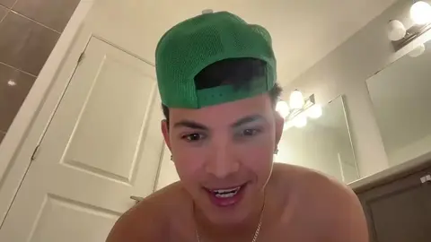 Twink hot en webcam – sbouchikh03