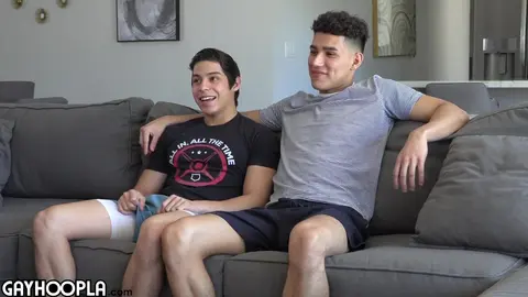 GayHoopla: Jacob Booker Fucks Andre Willis