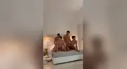Jeffbsauce, Mathieu Dor & Hugo Algt - Twinks beim Doppelpenetration im heißen Foursome